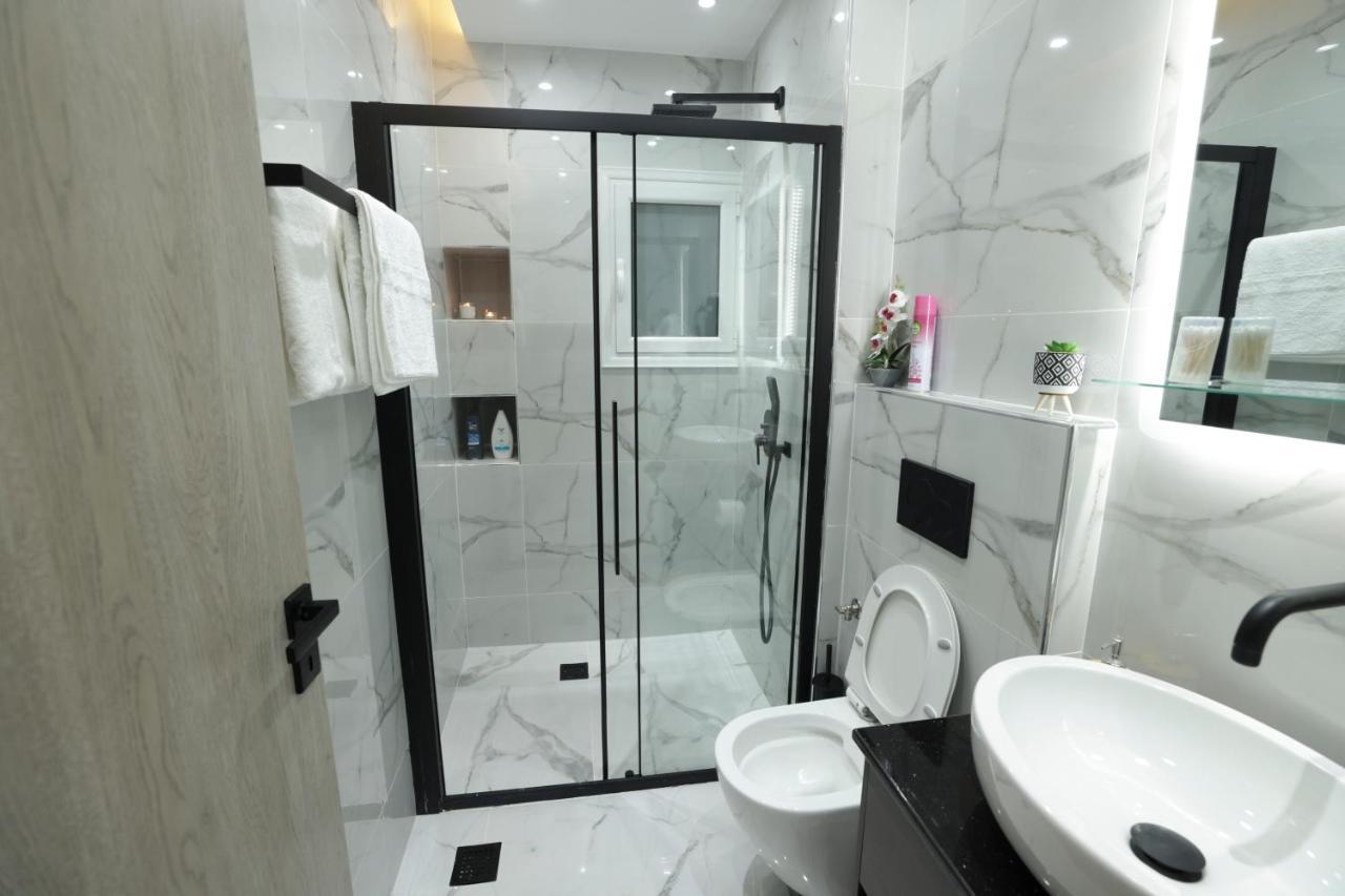 Apollo 2 Bd Jacuzzi Suite Athen Eksteriør billede